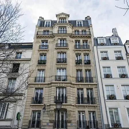 Appartamento Elegant And Artistic Apt In The Marais Parigi